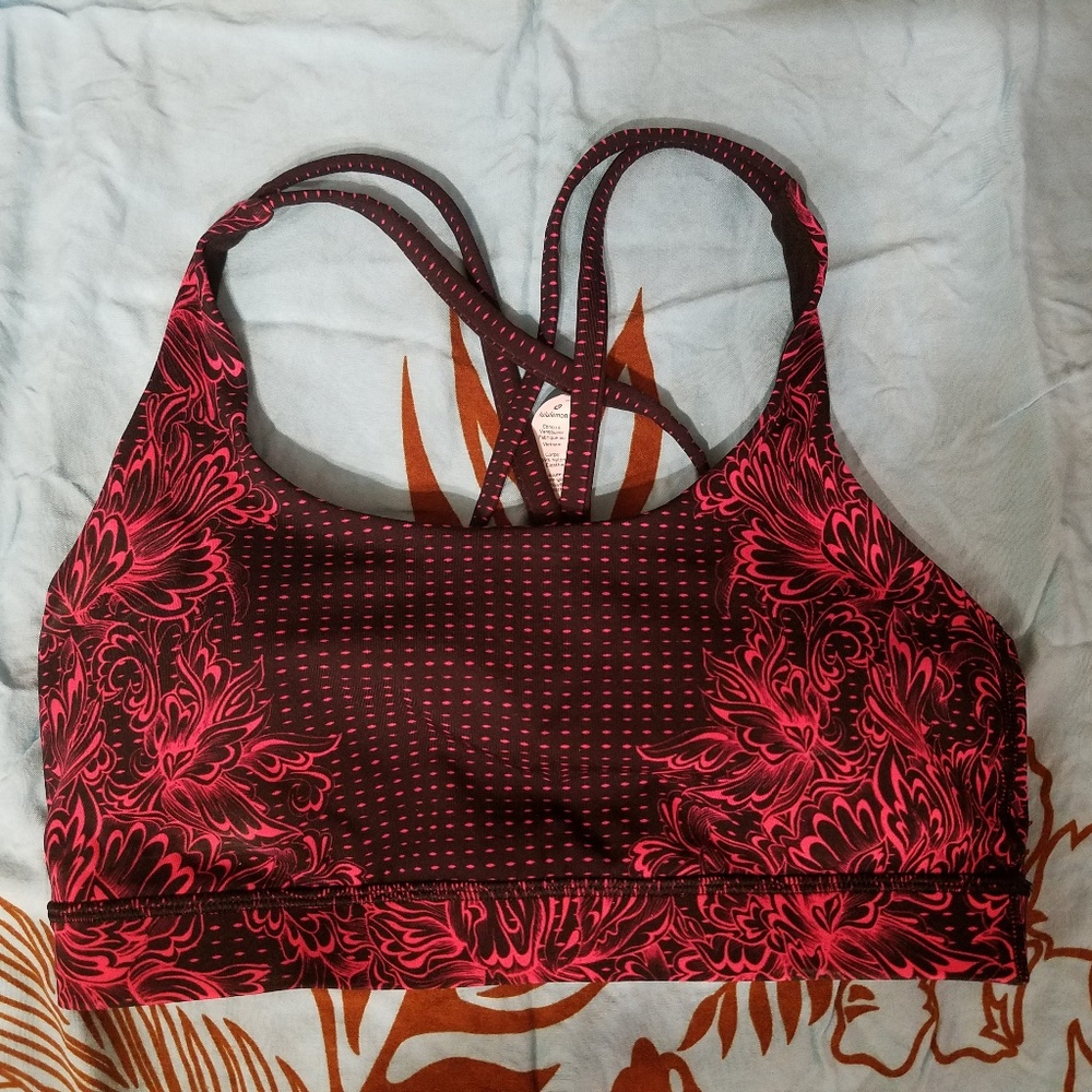 VGUC Lululemon Energy Bra size 6